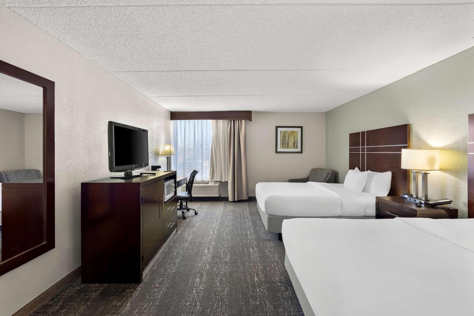 Best Western Luxbury Inn Форт-Вейн Екстер'єр фото